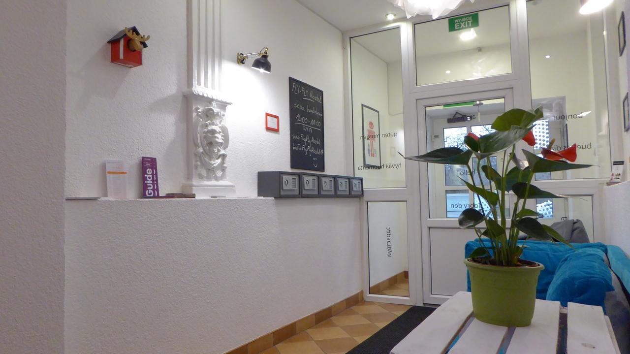 Flyfly Hostel , Darmowy Parking , Rezerwuj Przez Urzadzenia Mobilne -10 Procent Breslávia Exterior foto